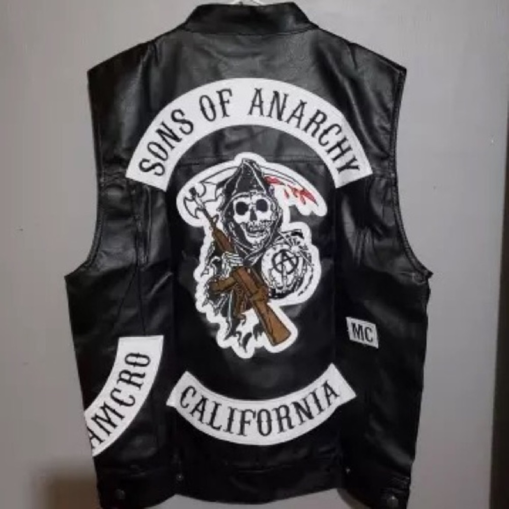 Sleeveless Jacket